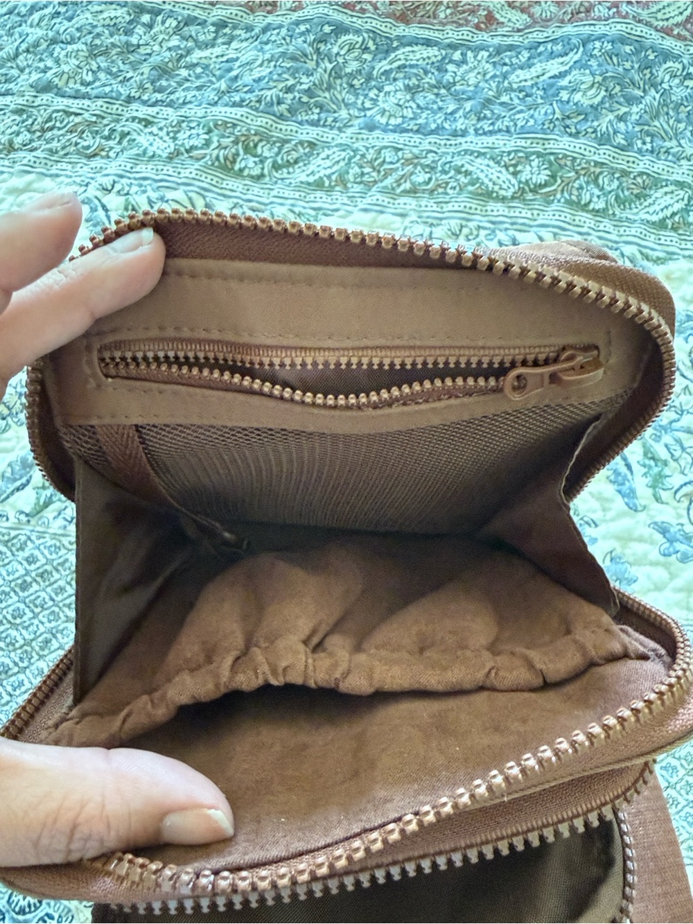 BEIS Brown Crossbody Sling Pack - Picture 3 of 5